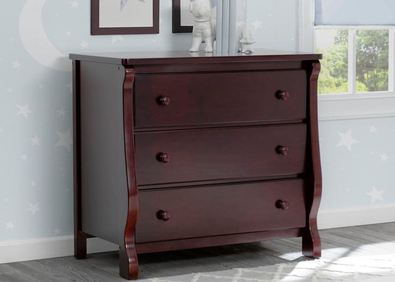 Delta Children Universal 6-Drawer Dresser